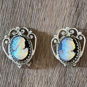 Whiting & Davis Iridescent Glass Cameo Clip Earrings Color Shift 1”